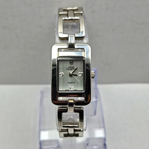 Womens Vintage Swiss Charter Silver Tone Tank Bracelet Watch 68-143 New Battery - Picture 1 of 9